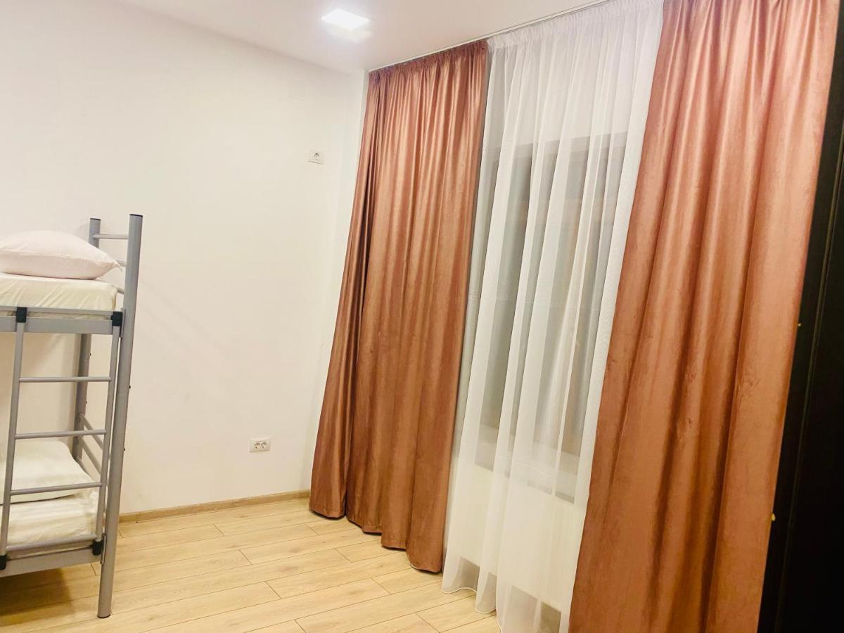 بيت شباب Cazan House بوخارست المظهر الخارجي الصورة