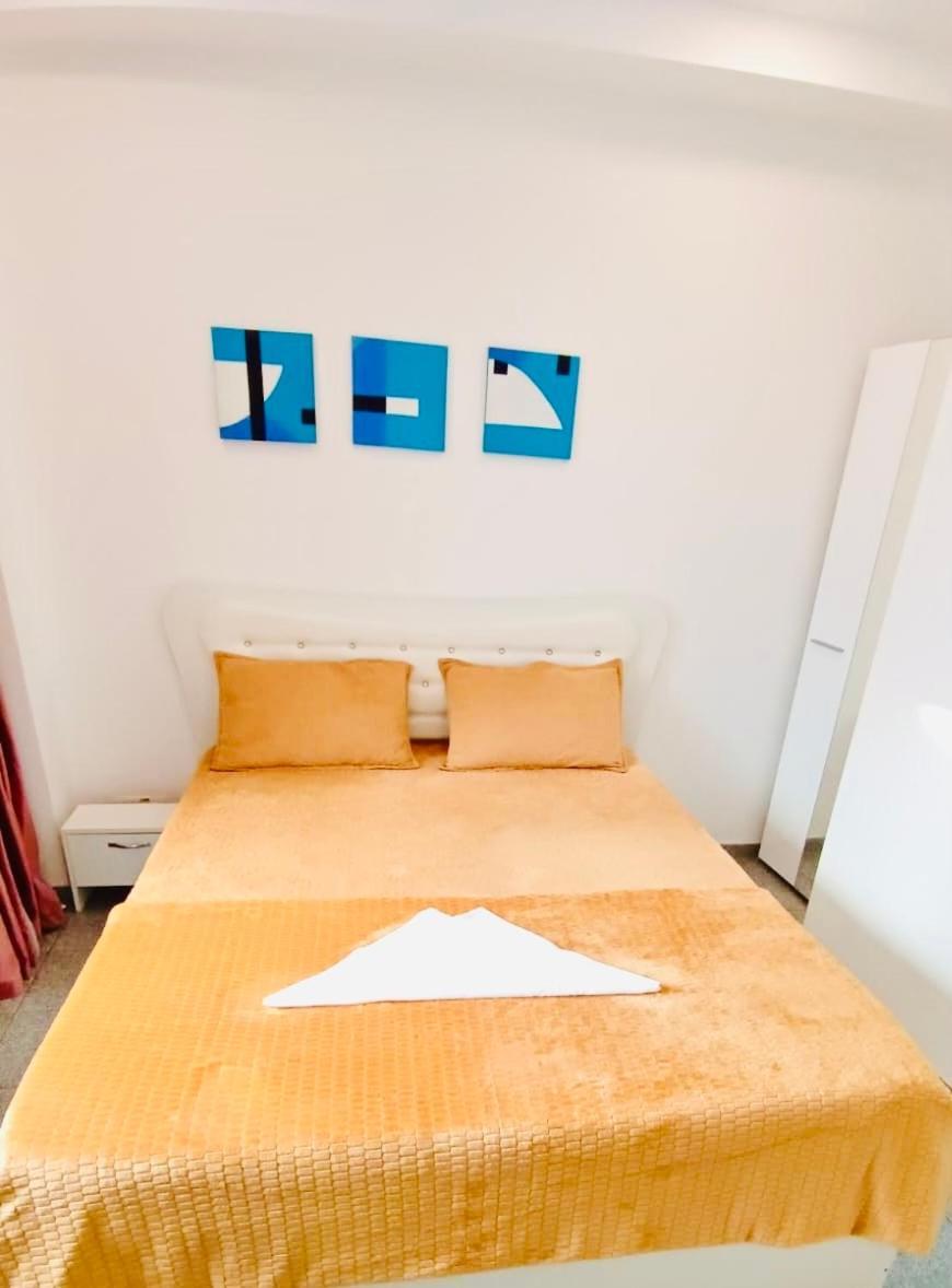 بيت شباب Cazan House بوخارست المظهر الخارجي الصورة